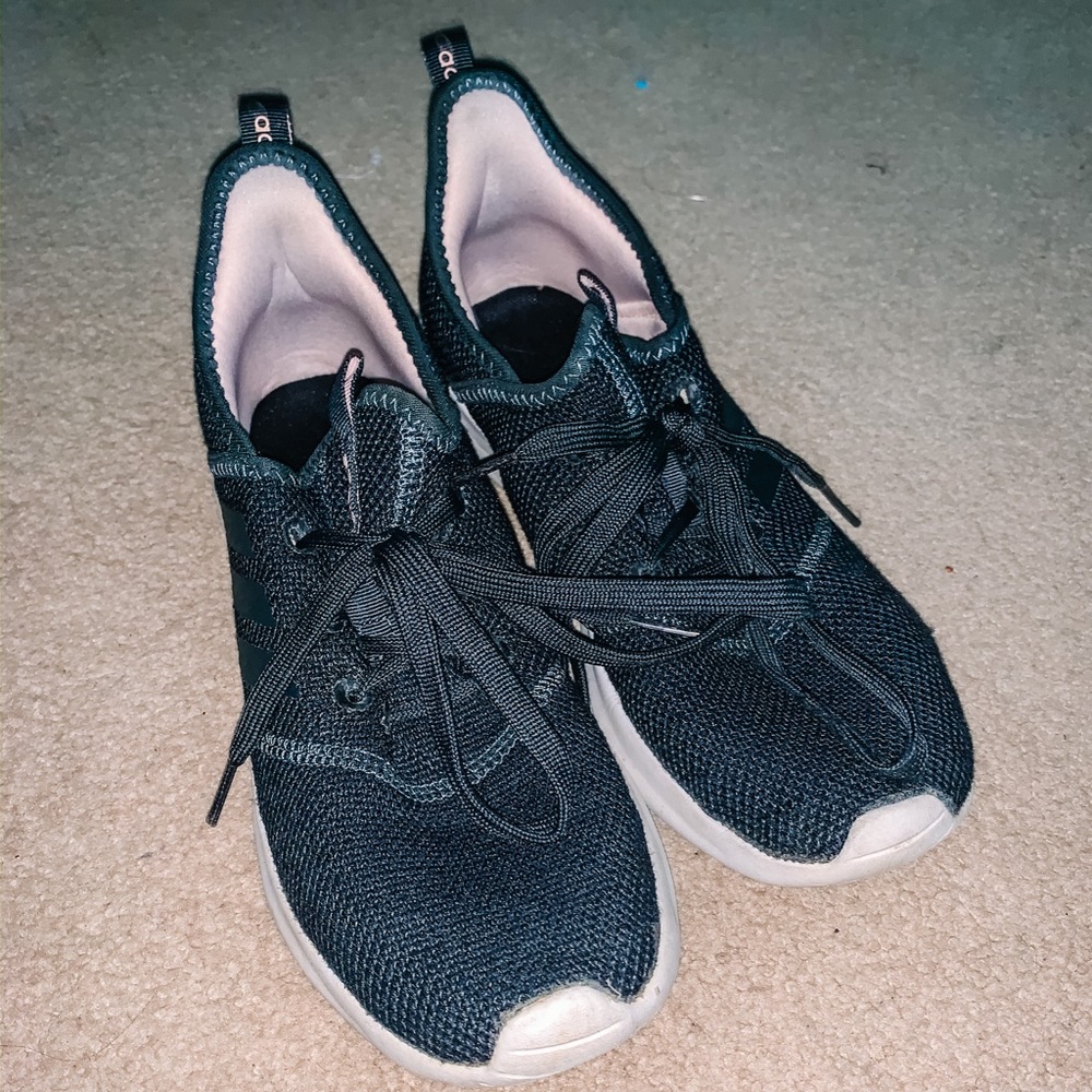 Adidas Tennis Shoes